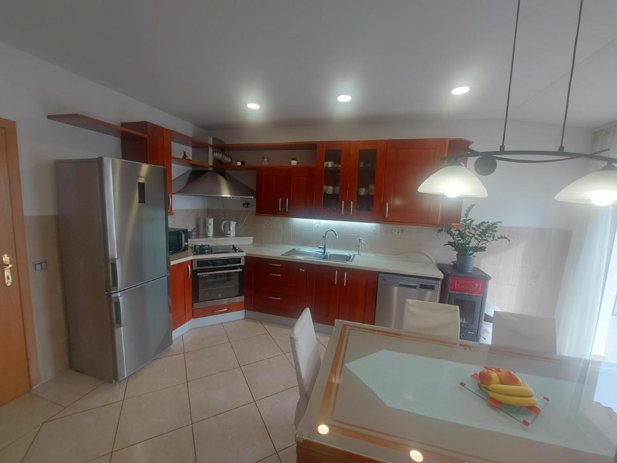 Apartman Mb Подстрана Экстерьер фото