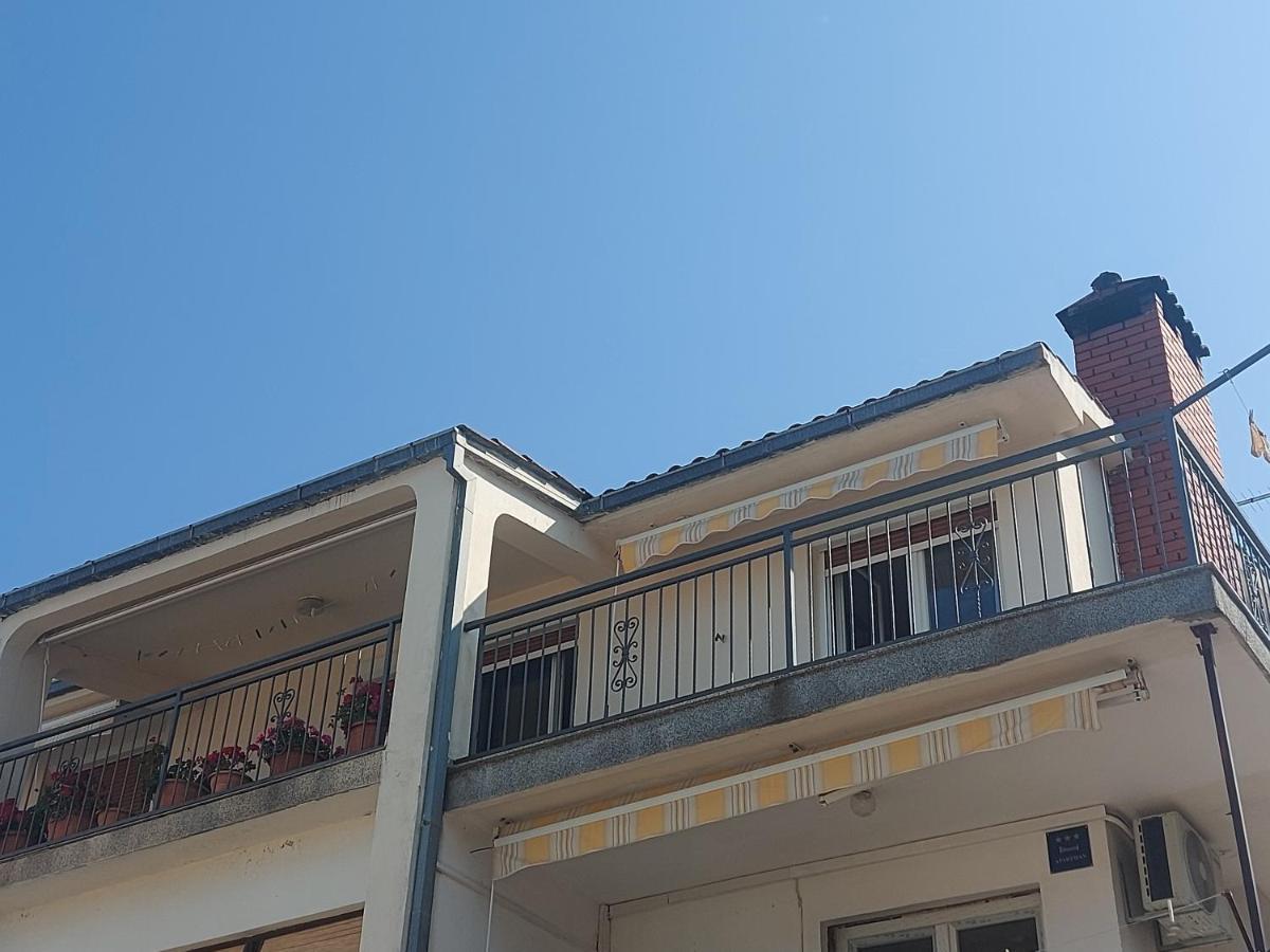 Apartman Mb Подстрана Экстерьер фото